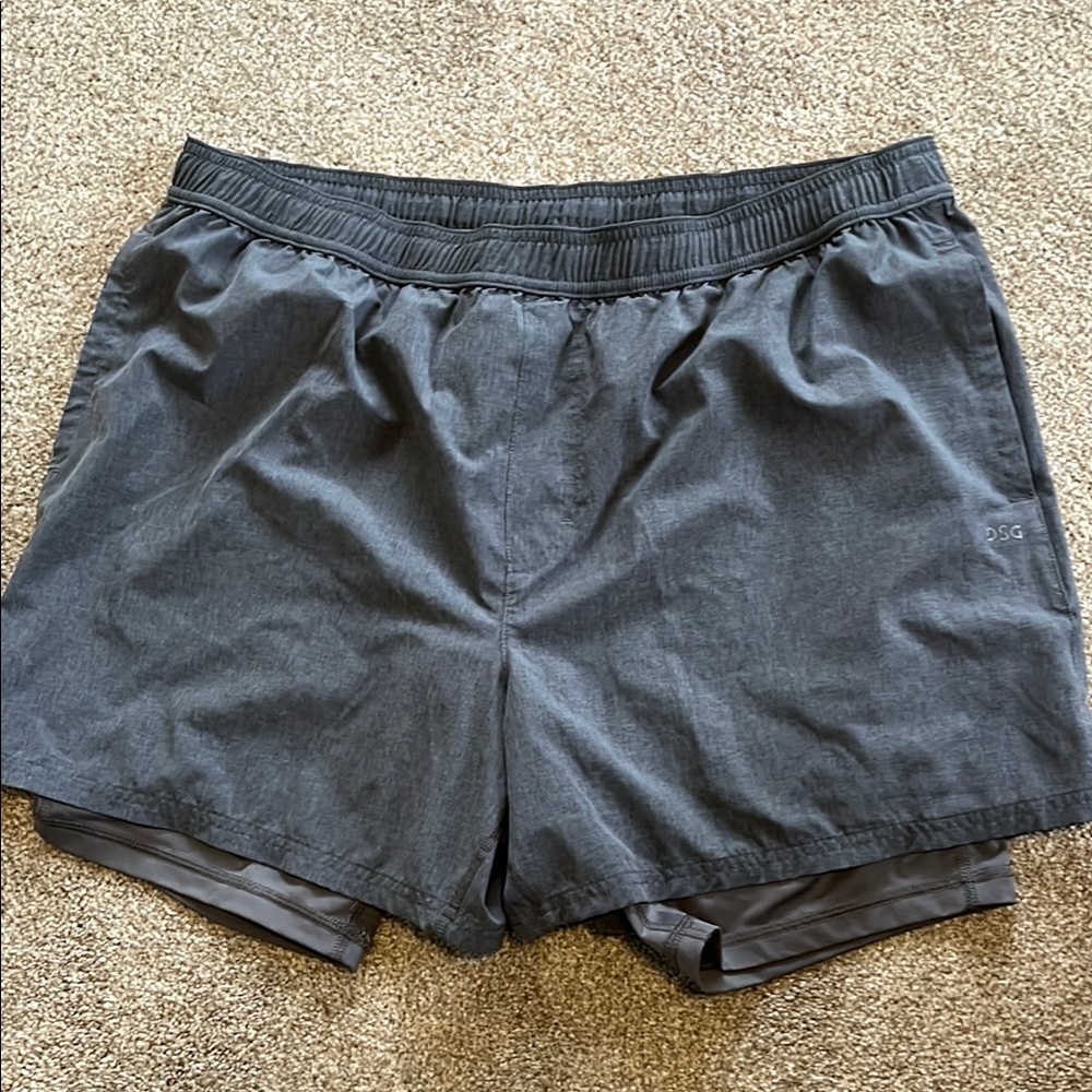 Men’s Gray Athletic Shortsl